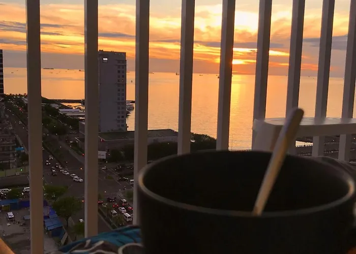 Seaside Bay Sunset View At Sm Mall Of Apartment *