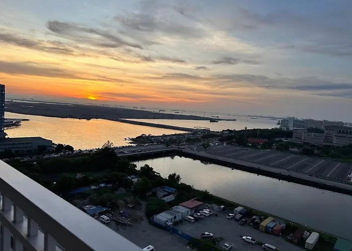 Apartment Seaside Bay Sunset View At Sm Mall Of Manila
